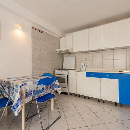 Apartment Bura 普利莫顿 外观 照片